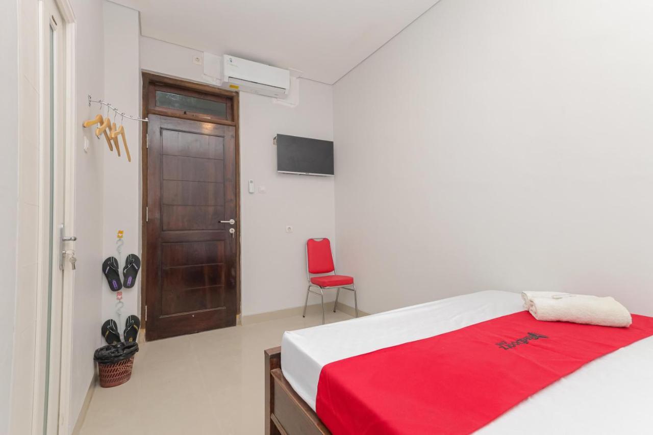Hotel Reddoorz @ Gedangan Sidoarjo Exteriér fotografie